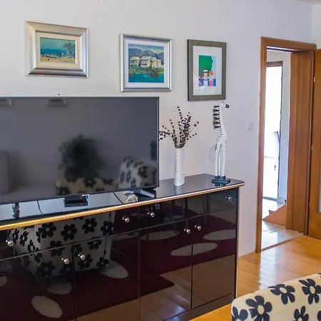 Queen's Garden Villa Mostar